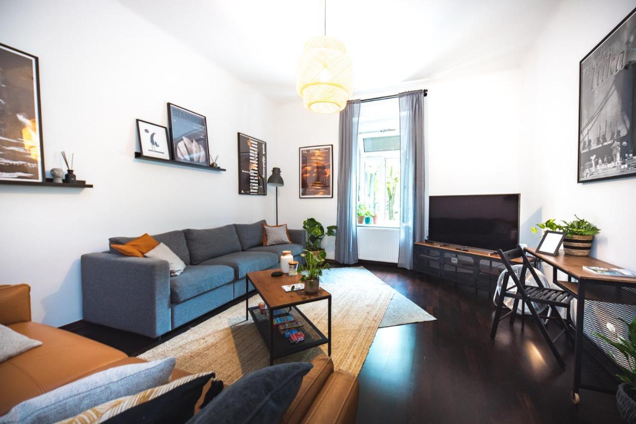Zagreb Central Park Apartment With Free Parking Bagian luar foto